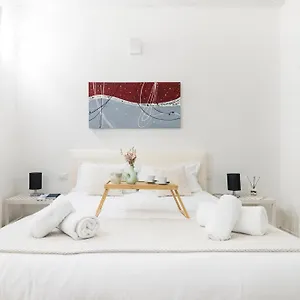 Amazing, New & Fully Furnished Studio In Duomo מילאנו