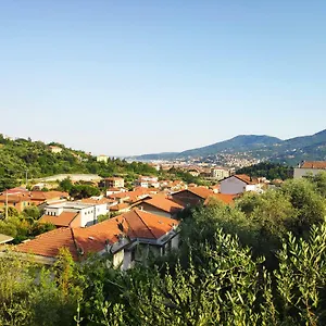 https://freedom-house.hotelitalianriviera.com